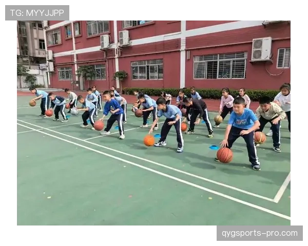 走步和两次运球的区别是什么？篮球新手如何正确区分？
